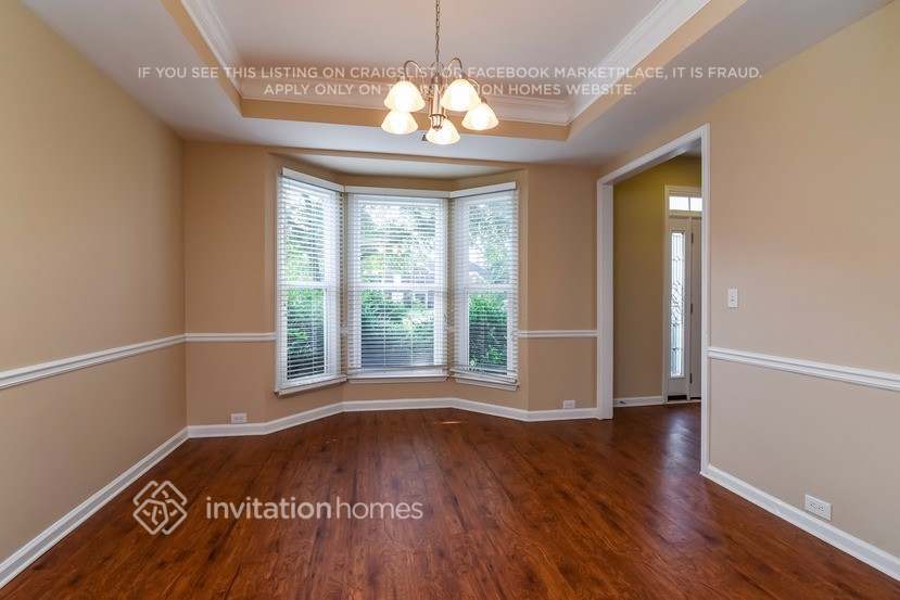 Building Photo - 135 Springlaurel Ct