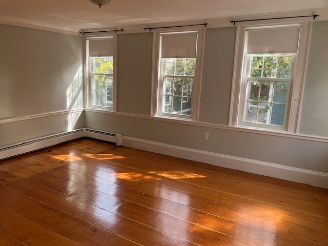 Building Photo - 7 Andrew St