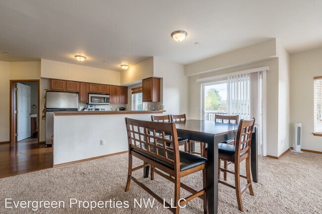 Building Photo - 3900 Deemer Rd