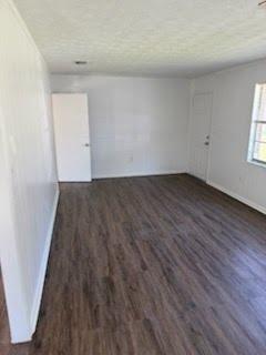 Building Photo - 1106 Calvary St