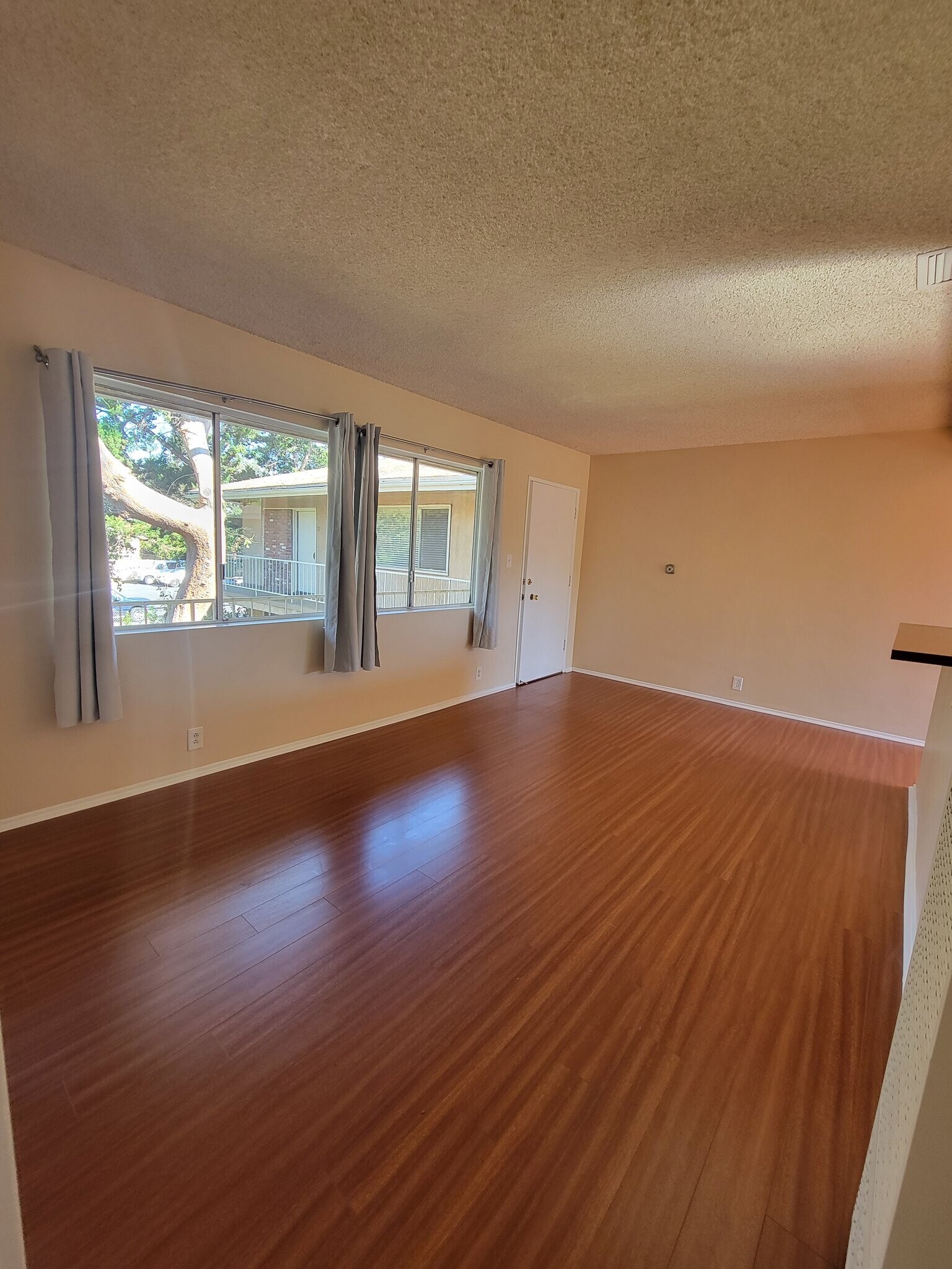 Building Photo - 13530 Leadwell St