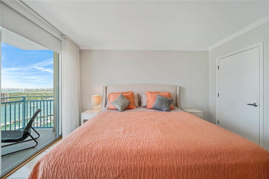 Building Photo - 90 Alton Rd