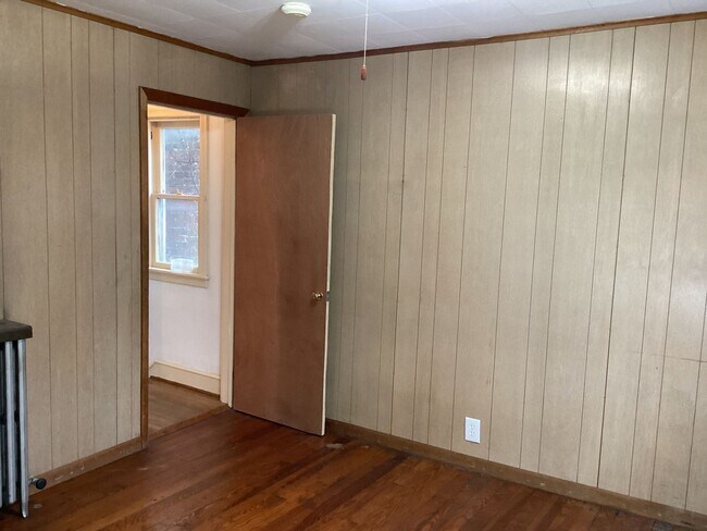 Building Photo - 6- 8 E. Third Street