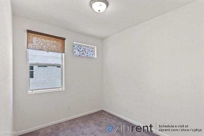 Building Photo - 3 br, 3 bath Condo - 311 Flinder Place, Sa...