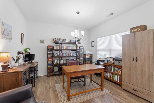 Building Photo - Refined Living in Hardin Valley | Modern Luxury Home with Loft & Outdoor Retreat