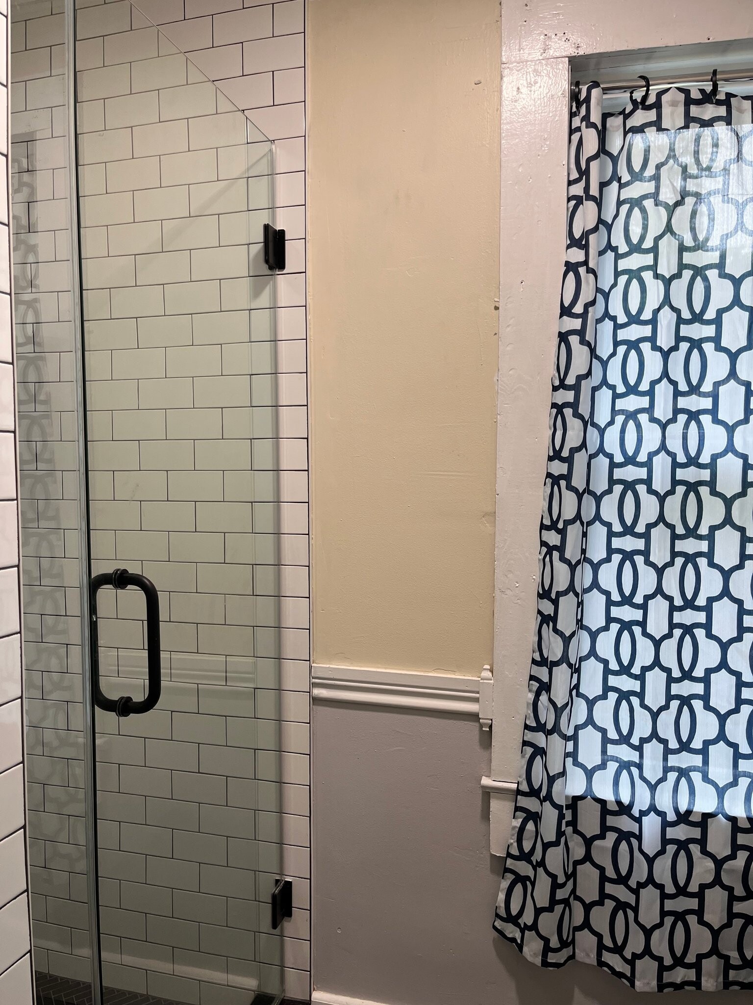 Building Photo - 274 N Rocksprings St