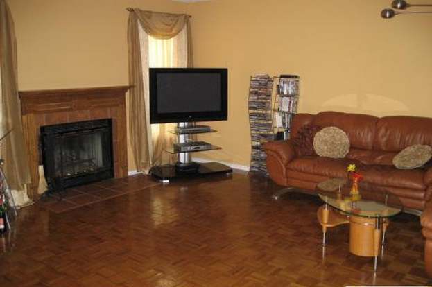 Building Photo - 166 Stults Ln