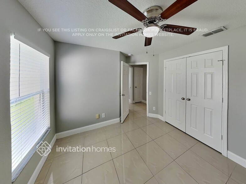 Building Photo - 3281 Falcon Point Dr