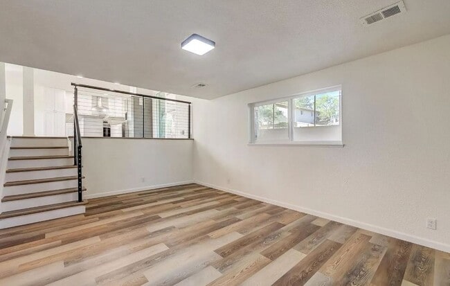 Building Photo - Newly Remodeled Home with Spacious Driveway!