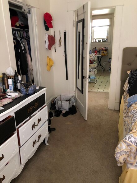 Building Photo - 1224 Vilas Ave