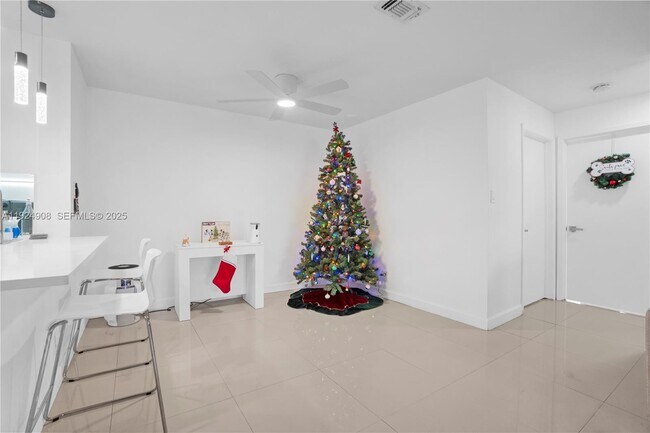 Building Photo - 11211 W Atlantic Blvd