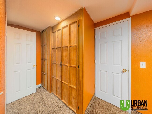 Building Photo - Charming 1-Bedroom Home with Cozy Upgrades...