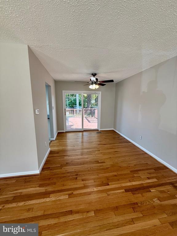 Building Photo - 7562 Kingman Dr