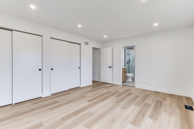 Building Photo - 1225 Radcliffe Rd