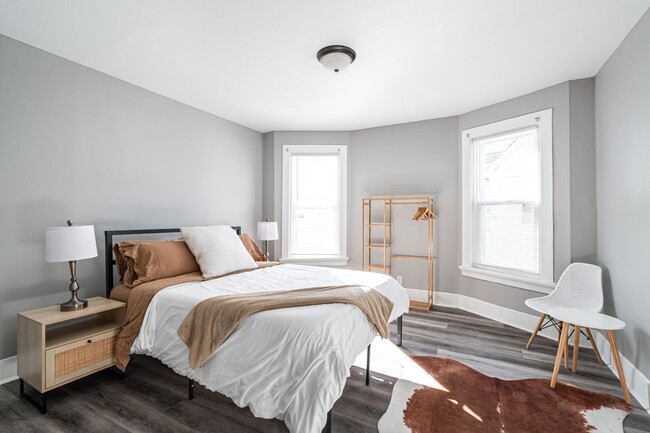 Building Photo - Rare Frederick Townhouse Unit - across from Whole Foods, St. Mary's, Bradford Beach