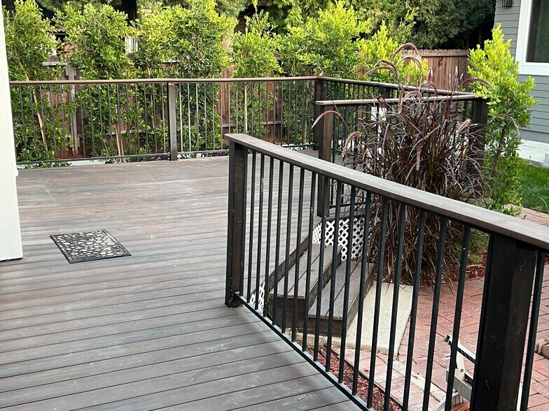 Building Photo - 1234 E Florida St