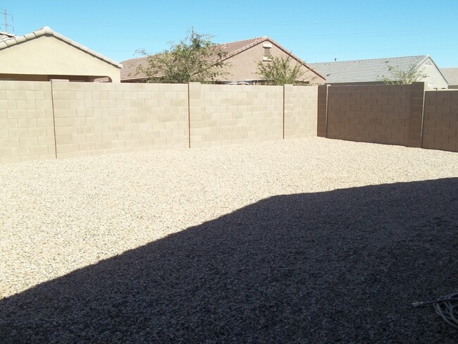 Building Photo - Beautiful Home in Gated Community