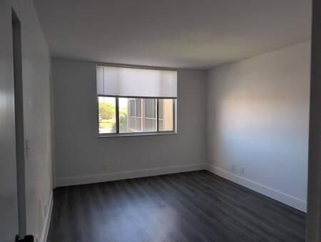 Building Photo - 2.0 bedroom in Lauderdale Lakes Florida 33311