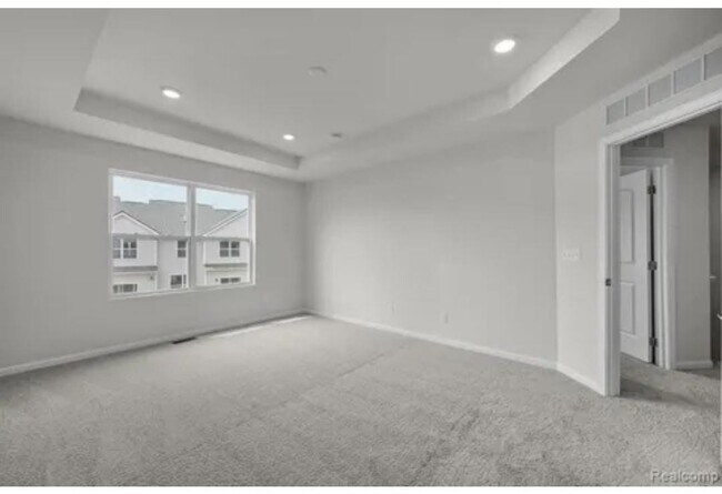 Building Photo - 1802 Salt Springs Dr