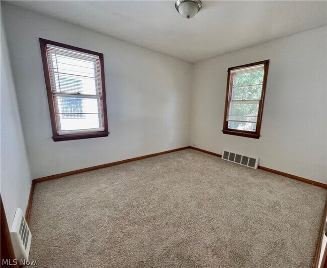 Building Photo - 13407 Woodward Blvd