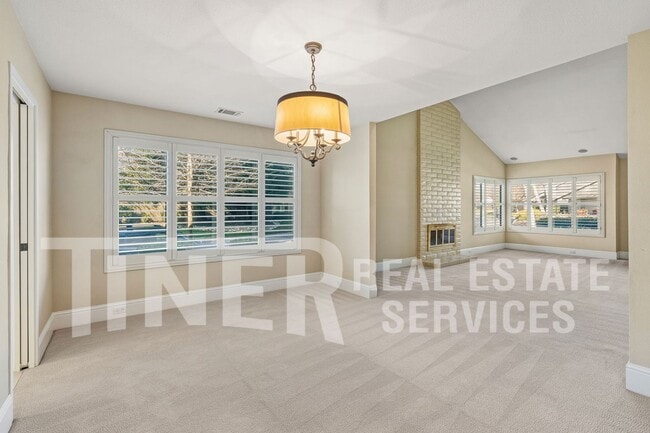 Building Photo - 1920 Gold Nugget Pl