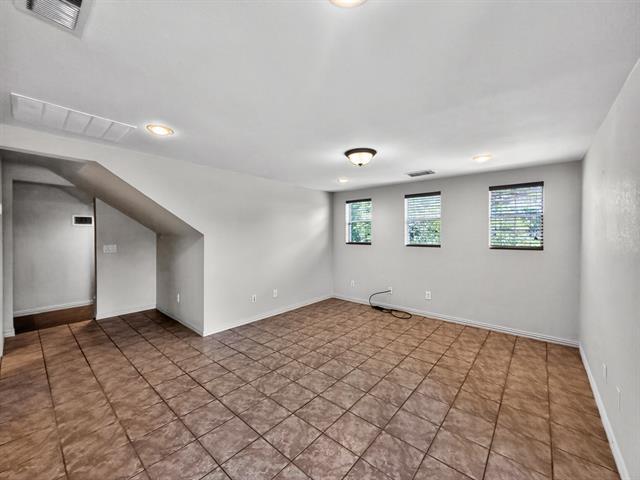 Building Photo - 1255 Vineyard Rd