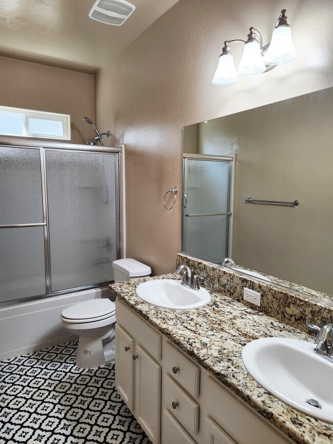 Building Photo - 13710 Onyx Night Dr