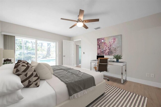 Building Photo - 8789 Maplewood Rd