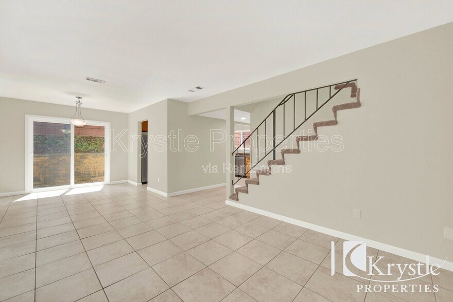 Building Photo - 407 Jordan St