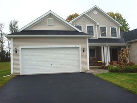 Entrance - 73 Rockrose Dr