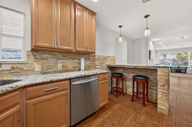 Building Photo - 4045 Osby Dr