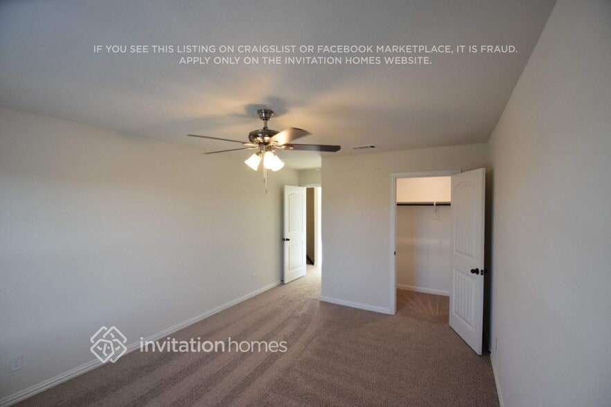 Building Photo - 1504 Smoke Signal Ln