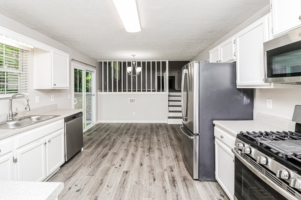 Building Photo - 5895 Brookside Dr SE