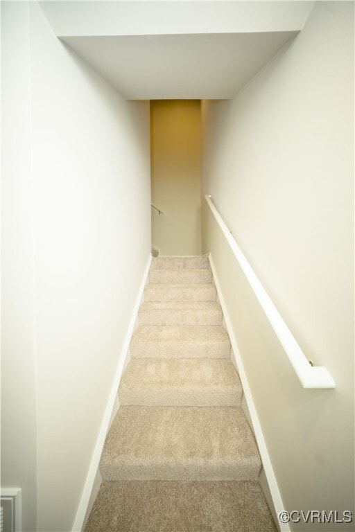 Building Photo - 1121 Canterbury Rdg Rd