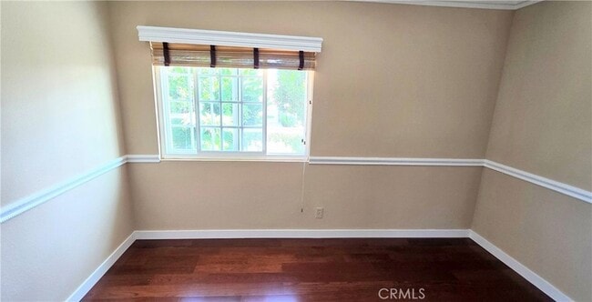 Building Photo - 1400 Post Rd