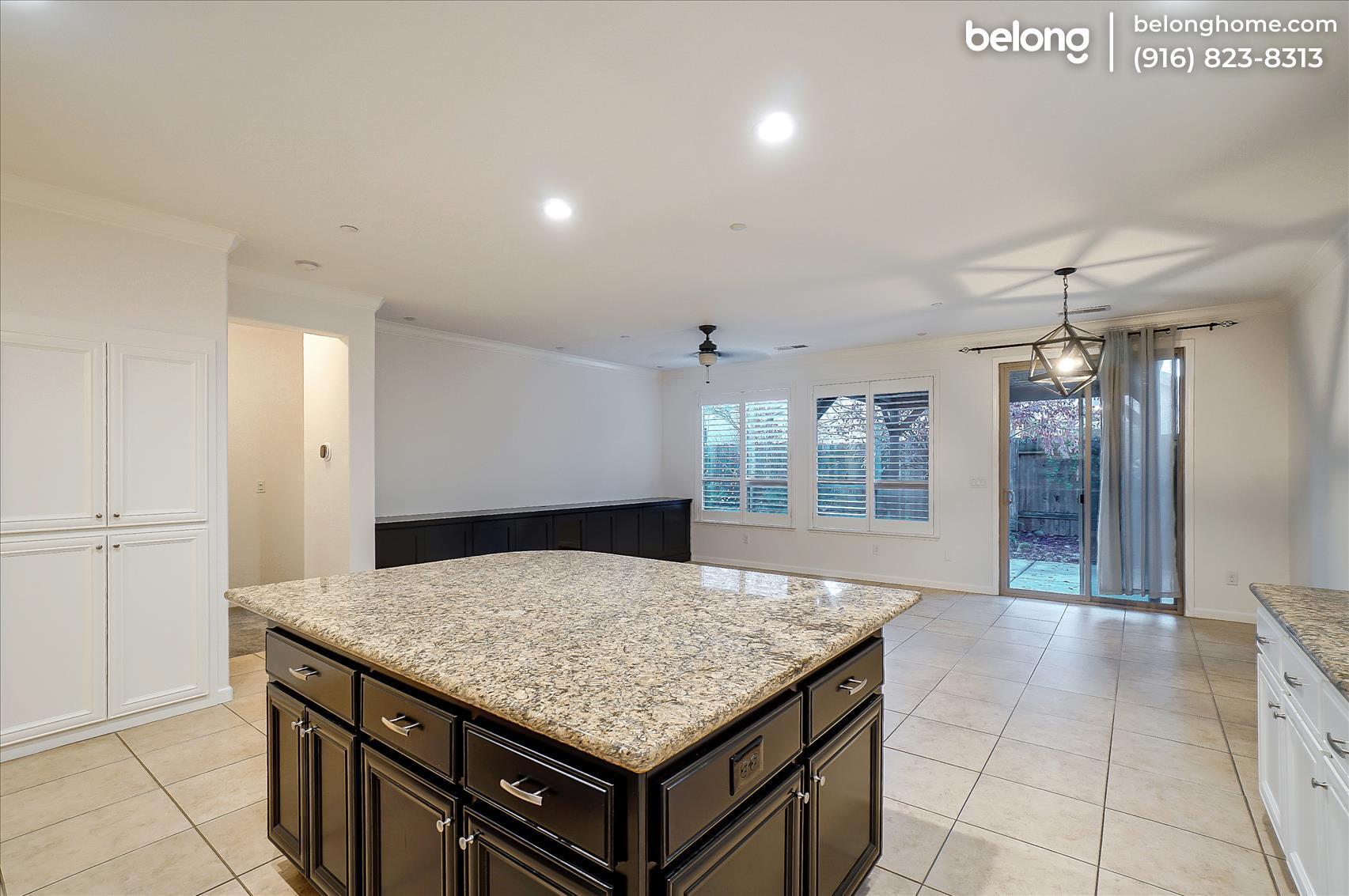 Building Photo - 1873 Rezzano Way