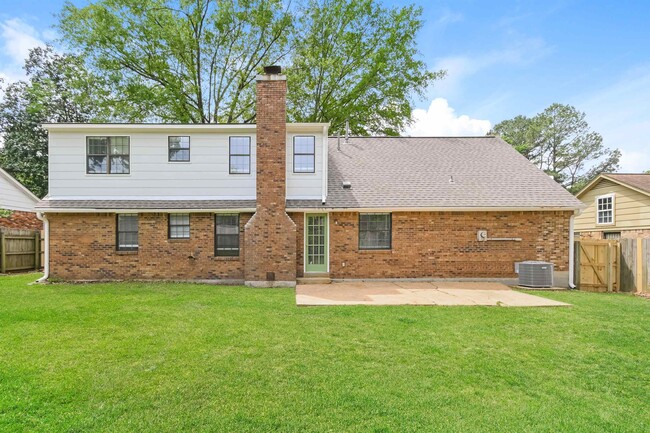 Building Photo - 6338 Northampton Dr