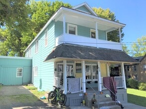 Building Photo - 416 Hudson St