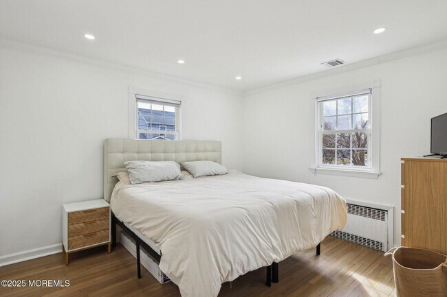Building Photo - 120 Hulick Pl