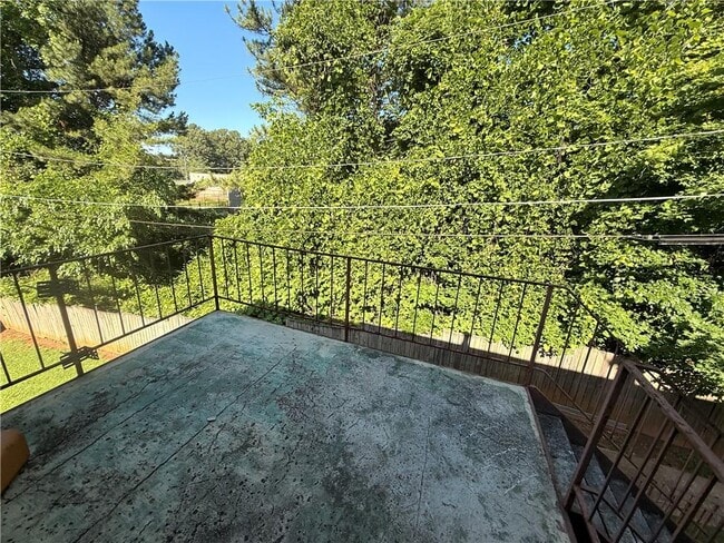 Building Photo - 3237 Abbeywood Dr