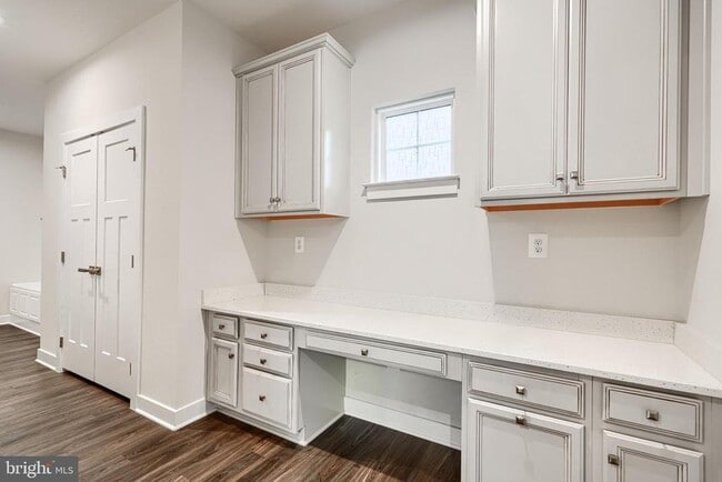 Building Photo - 13605 Otono Dr