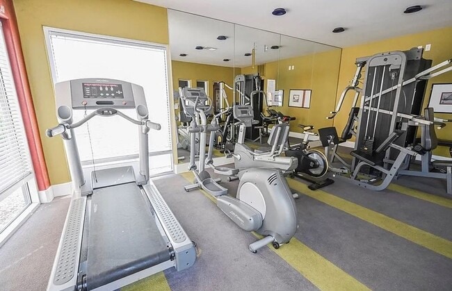 Building Photo - Unique condo with rooftop Strip Views and modern amenities.