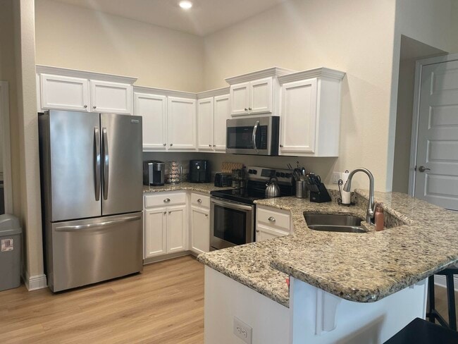 Building Photo - 124 Ridgeway Cir