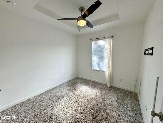 Building Photo - 5889 Tyndall Pl