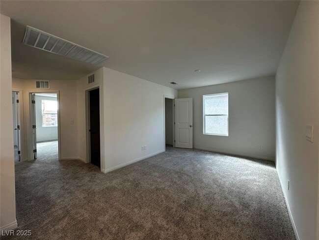Building Photo - 9649 Hinson St