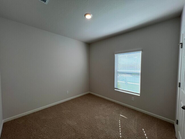 Building Photo - 9618 Sea Spray Dr