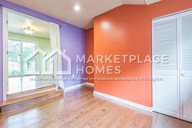 Building Photo - 9425 195th Ave NE