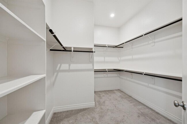 Building Photo - 12502 Kinmundy Ln