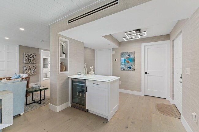 Building Photo - 19800 Sandpointe Bay Dr