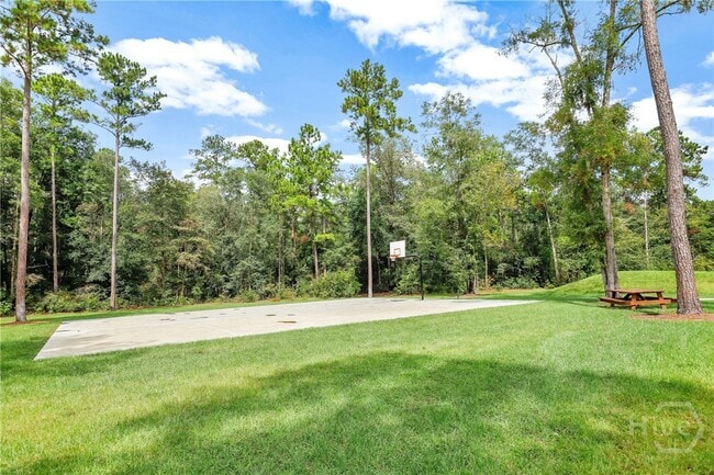 Building Photo - 147 Higginson Dr